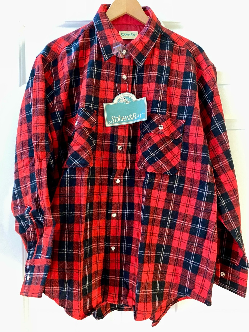 St. John’s Bay Button-Up 100% Wool Vintage XL Button-down Shirt